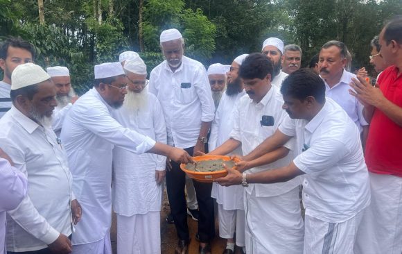 ویاناڈ سیلاب متاثرین کیلئے مکانات اور مسجد کا سنگ بنیاد